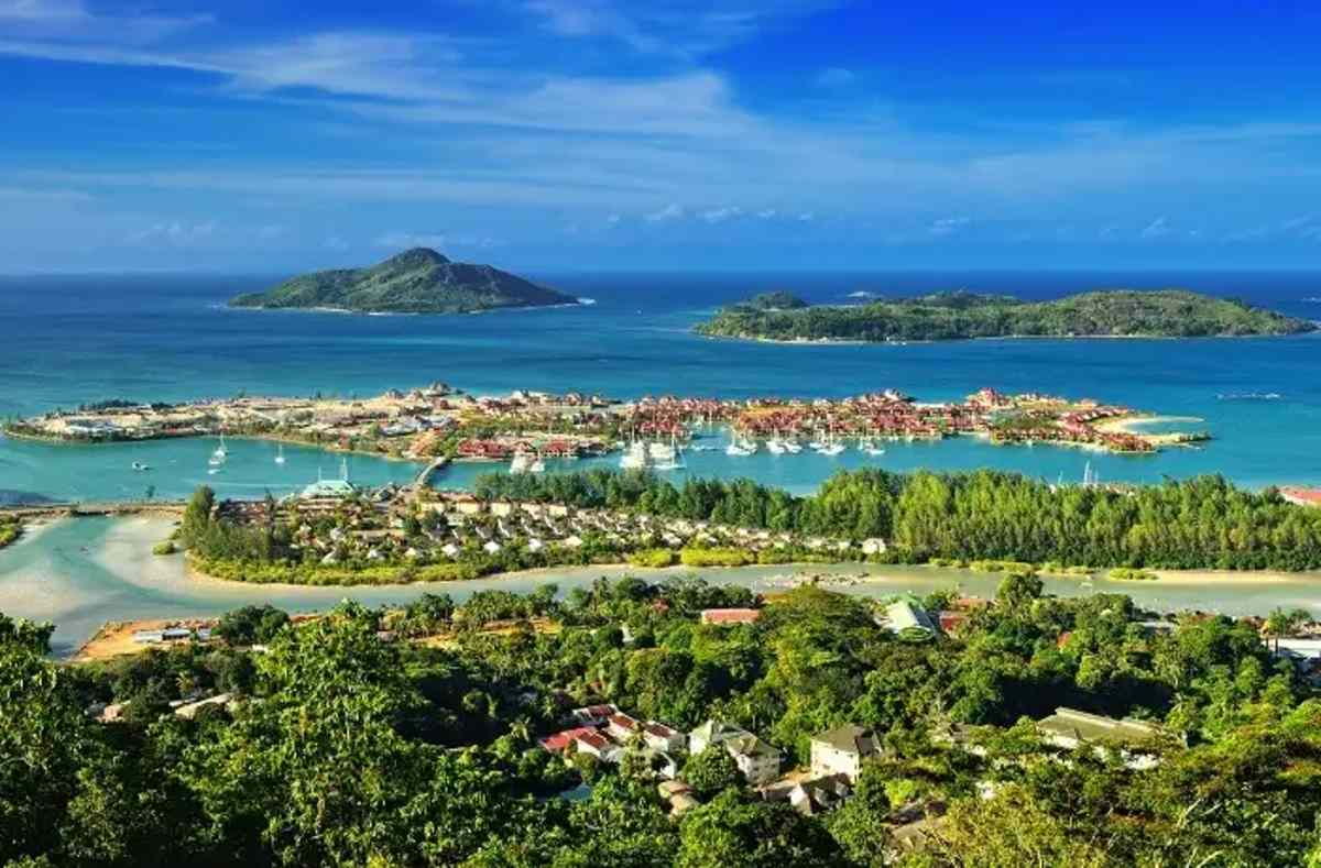 What to Pack for Your Stay in Seychelles: Essentials for Island Comfort
